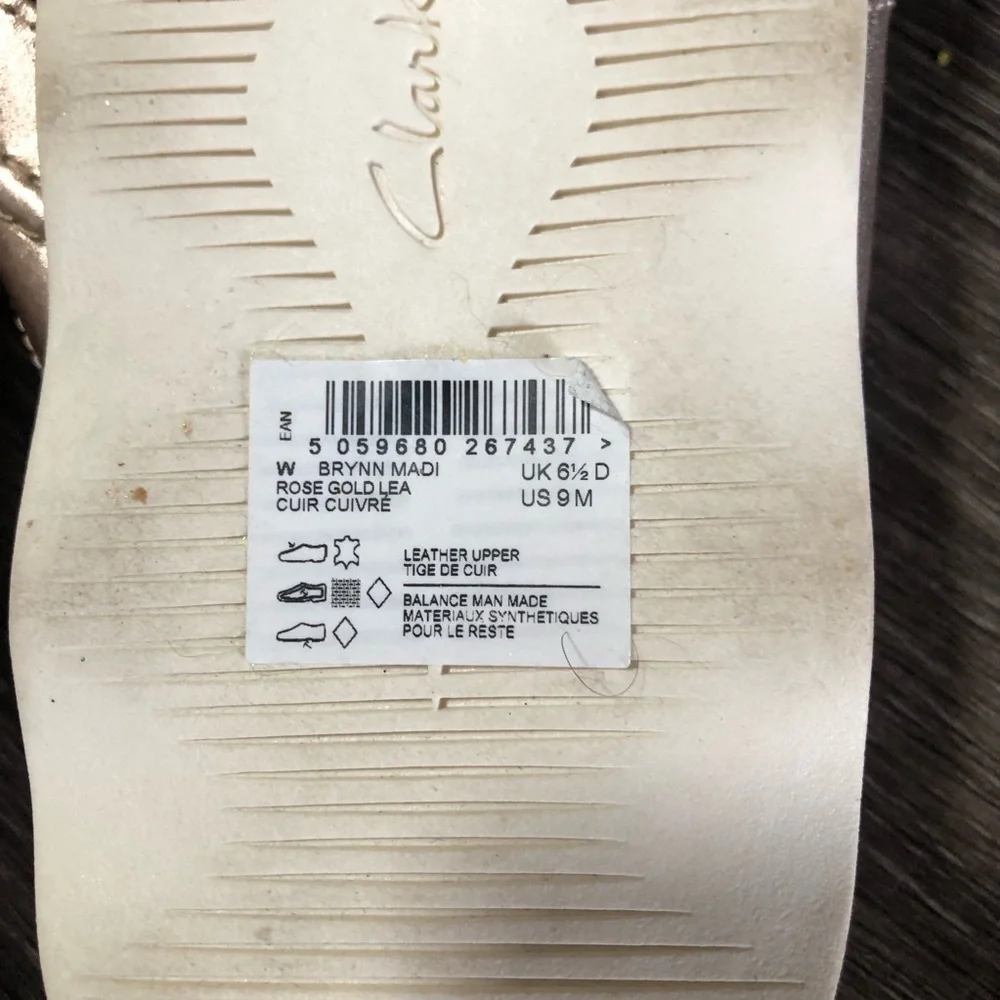 Clarks Collection Brynn Madi Rose Gold Metallic Leather Sandals Size 9